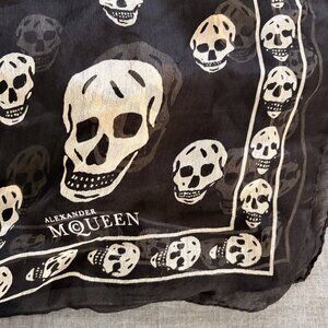 Alexander Mcqueen Skull Silk Scarf